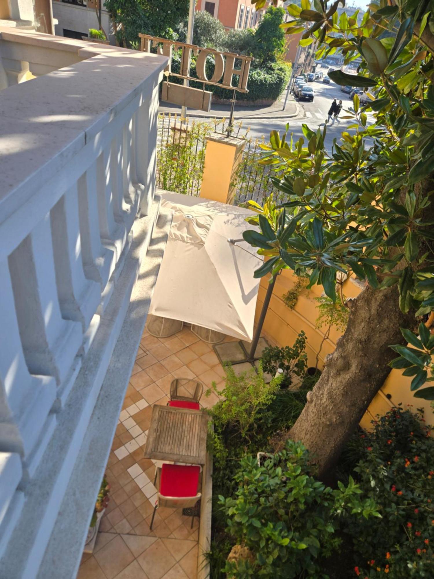 Sourire Hotel Rom Exterior foto
